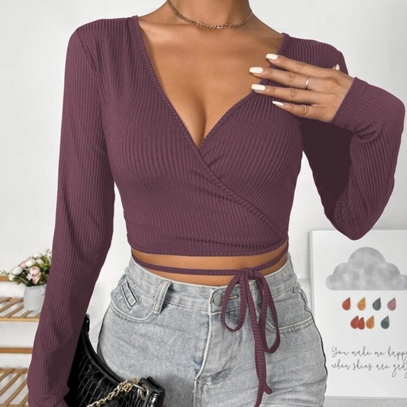 Long sleeve criss cross wrap around tie crop top ribbed knit black y2k v neck - Picture 3 of 6